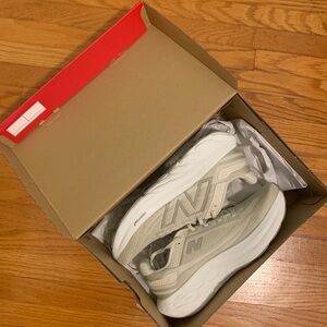 New Balance - Men's Sneakers in Fresh Foam X 1080v13 (Grey Grey)